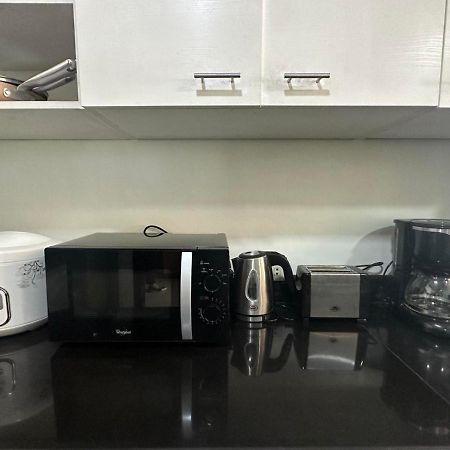 Suites De Marina Manila With Netflix Ngoại thất bức ảnh